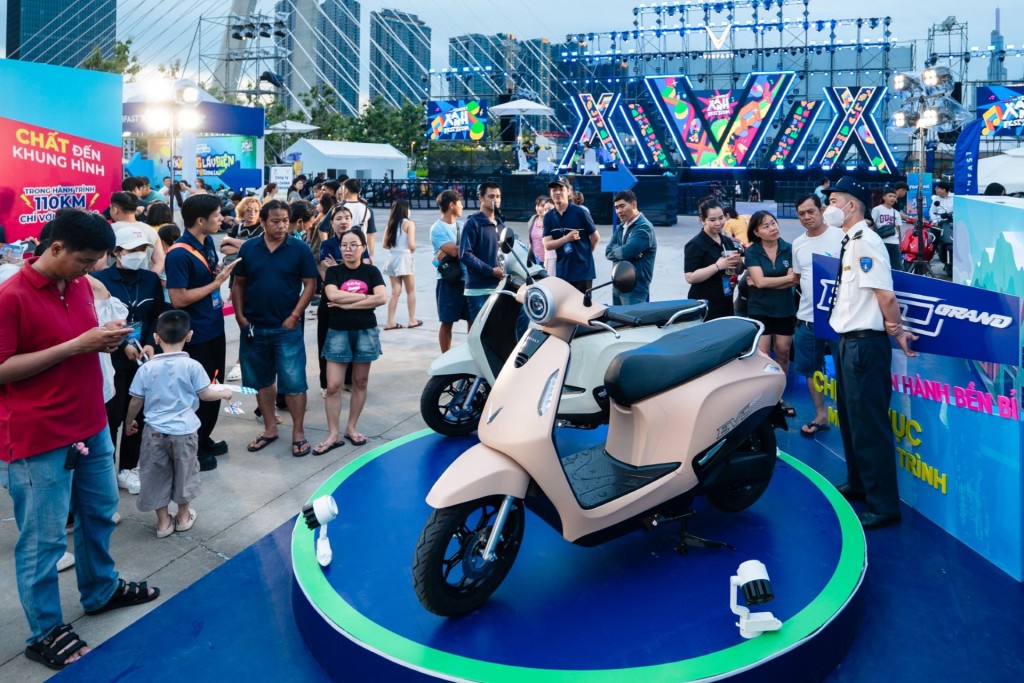 Evo Grand nhận được sự quan tâm lớn từ người dùng tại sự kiện “VinFast Xanh Fest Icon”.