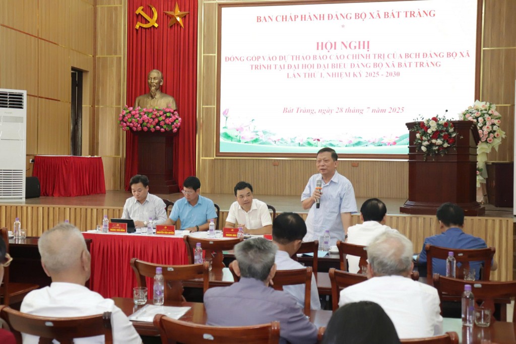 Xã Bát Tràng: Ưu tiên phát triển kinh tế làng nghề gắn với đô thị
