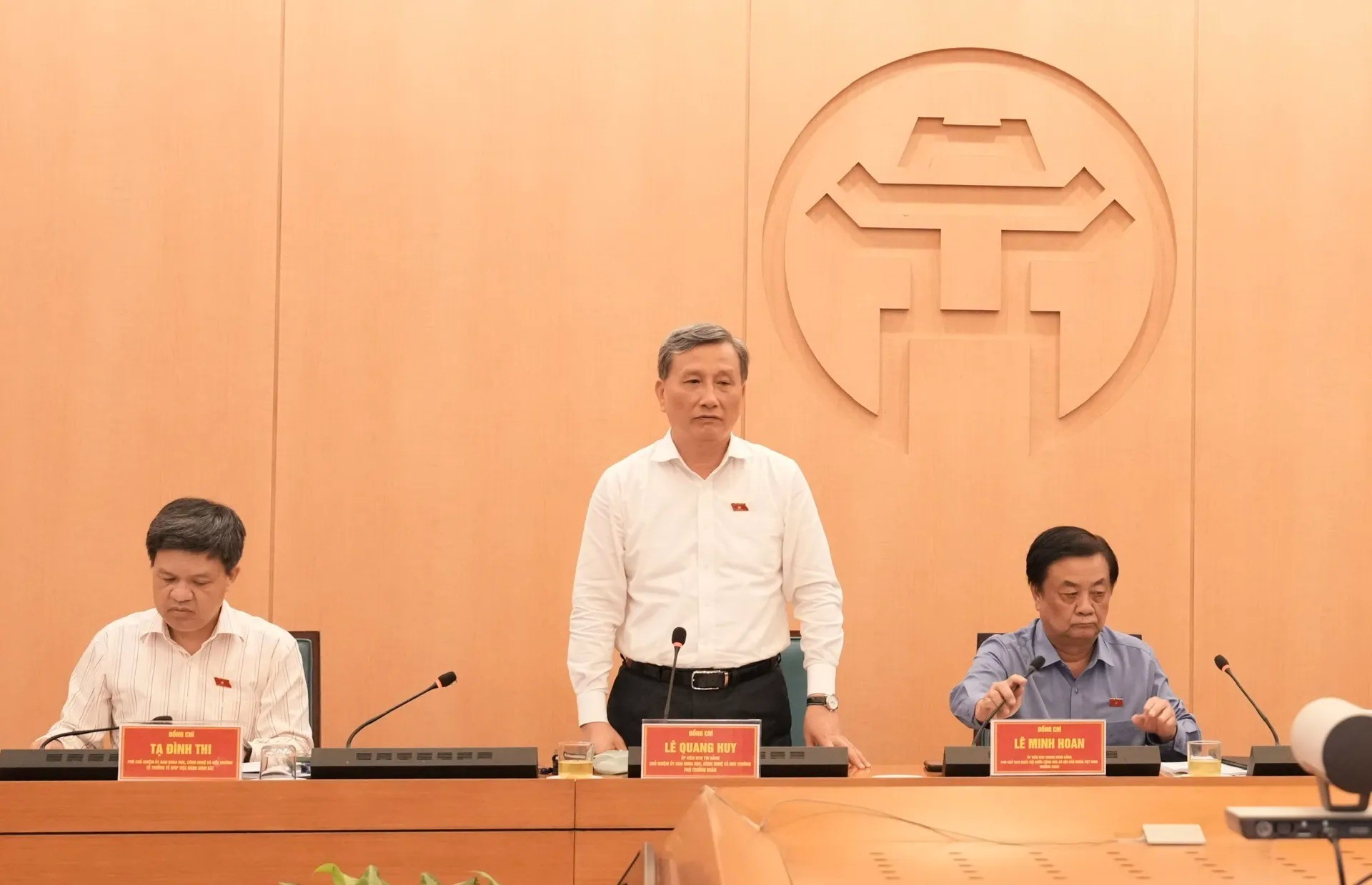 Chủ nhiệm Ủy ban Khoa học, Công nghệ và Môi trường của Quốc hội Lê Quang Huy phát biểu tại cuộc giám sát. Ảnh: Hồng Thái