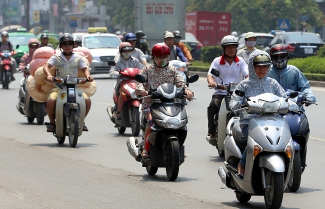 Nắng nóng ở Bắc Bộ và Trung Bộ, có nơi trên 38 độ C