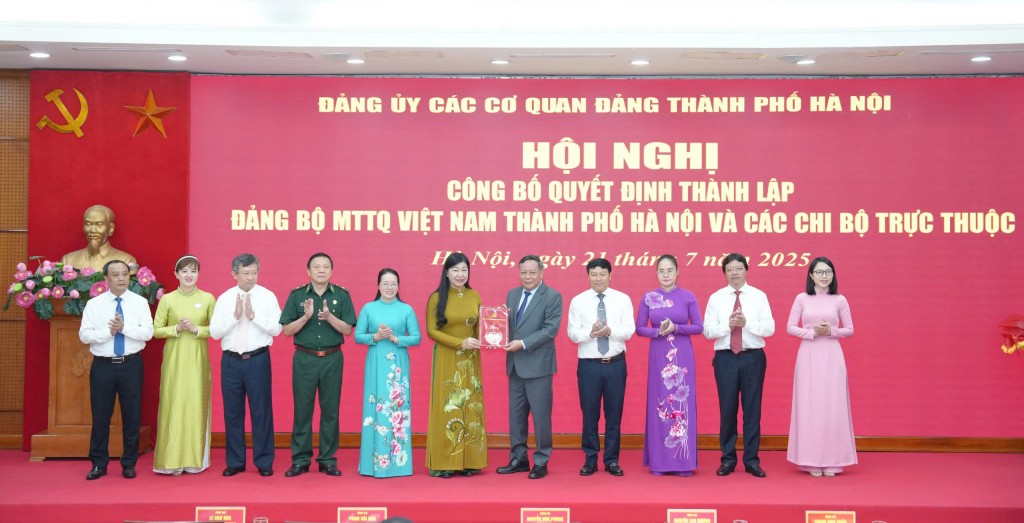 Nâng cao vị thế chính trị của Mặt trận trong giai đoạn mới
