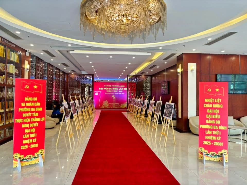 Phường Ba Đình rực rỡ cờ hoa mừng Đại hội đại biểu Đảng bộ