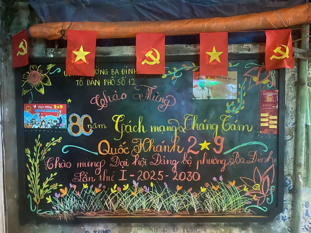 Phường Ba Đình rực rỡ cờ hoa mừng Đại hội đại biểu Đảng bộ