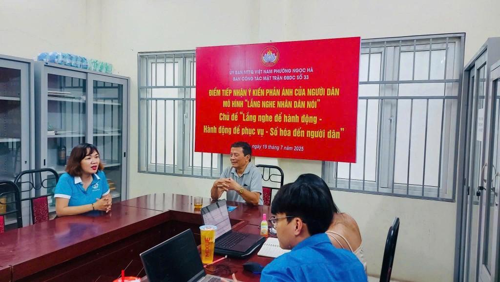 Gắn kết với Nhân dân bằng mô hình “Lắng nghe Nhân dân nói”