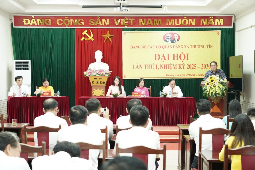 Đồng chí Nguyễn Xuân Minh, Bí thư đảng ủy, Chủ tịch HĐND xã