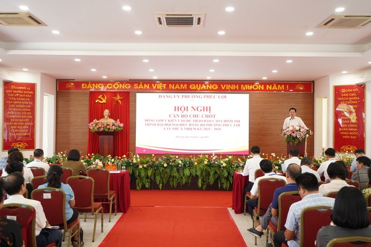 Phúc Lợi tổ chức Hội nghị lấy ý kiến đóng góp vào dự thảo Báo cáo chính trị Đại hội Đảng bộ phường lần thứ I