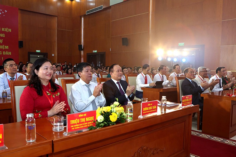 Các đại biểu khách mời Trung ương và TP Hà Nội dự Đại hội Đảng bộ phường Cửa Nam