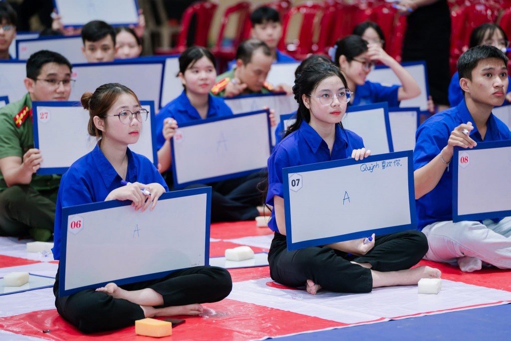 Cuộc thi Rung chuông vàng “Tìm hiểu kiến thức pháp luật về phòng, chống mua bán người”