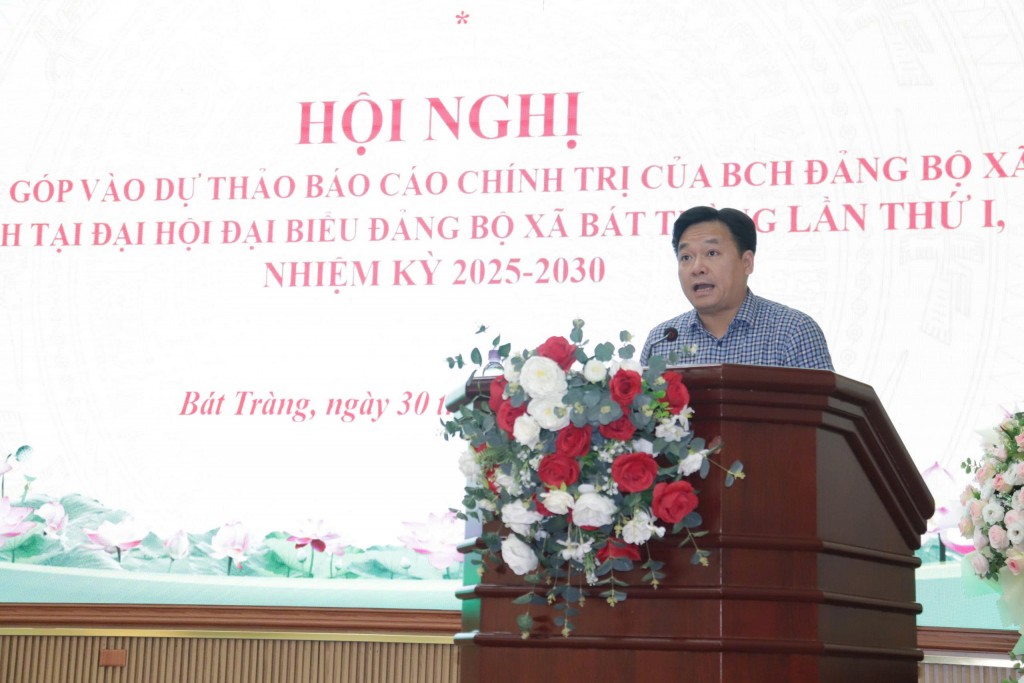 Đảng ủy xã Bát Tràng lấy ý kiến đóng góp Dự thảo báo cáo chính trị BCH Đảng bộ xã