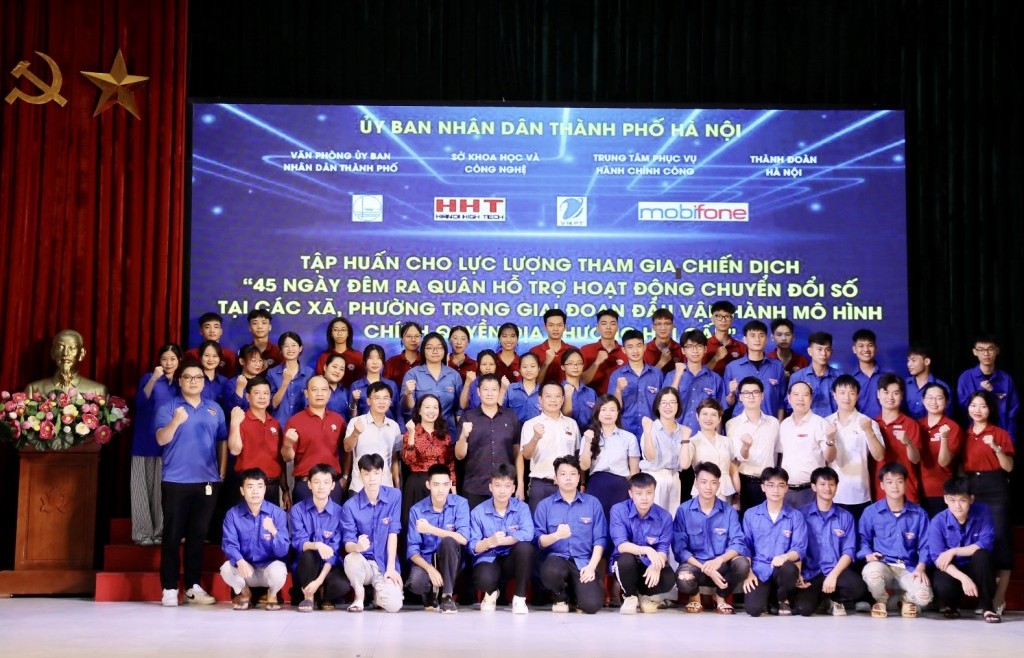 Khởi động chiến dịch “45 ngày đêm” thúc đẩy chuyển đổi số tại cơ sở