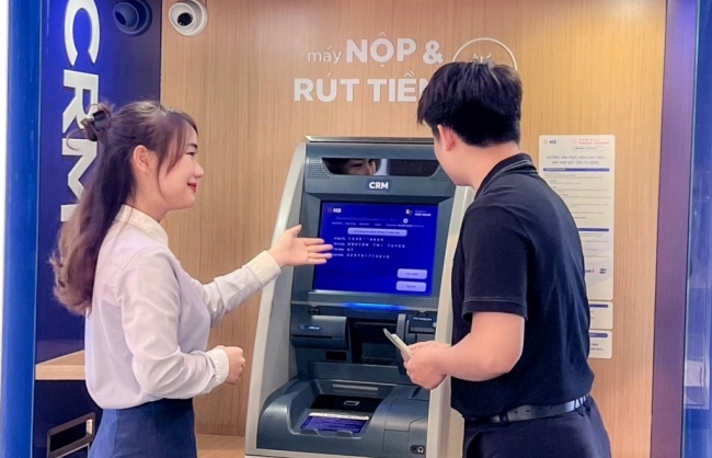 Thủ tướng yêu cầu thúc đẩy thanh toán không dùng tiền mặt