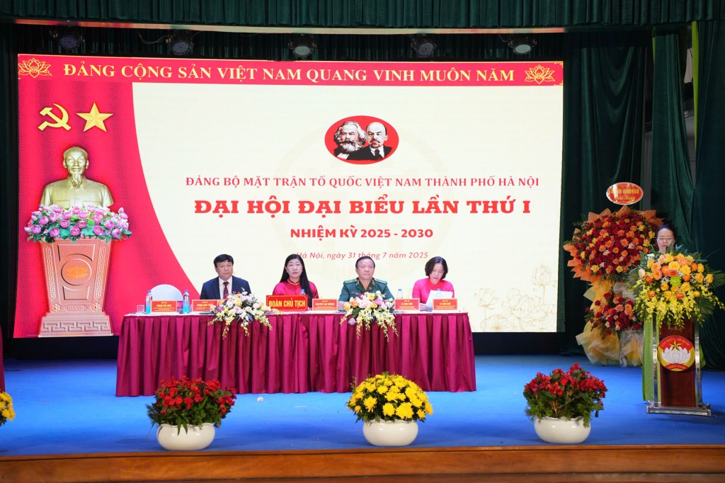 Khai mạc Đại hội Đảng bộ MTTQ Việt Nam TP Hà Nội lần thứ I