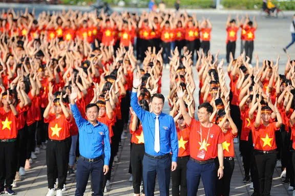 Người trẻ “thắp lửa” tự hào dân tộc, lan tỏa tình yêu đất nước