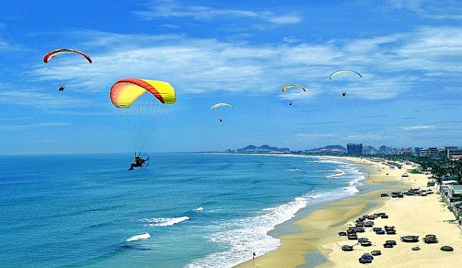 Đà Nẵng: Chấm dứt tình trạng đeo bám, chèo kéo du khách