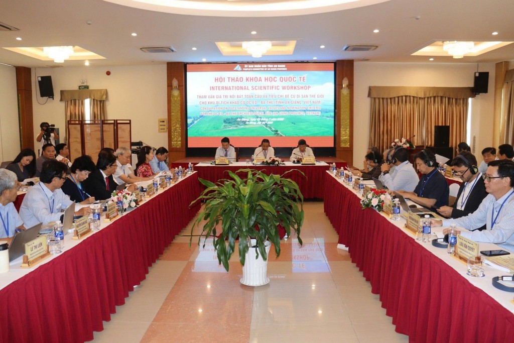 Quang cảnh hội thảo