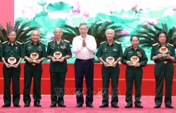 Phát huy truyền thống cách mạng, xây dựng đất nước phồn vinh, hạnh phúc