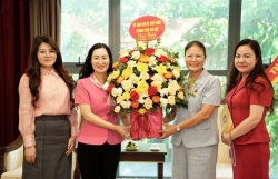 Lãnh đạo MTTQ TP chúc mừng Ban Tuyên giáo và Dân vận Thành uỷ