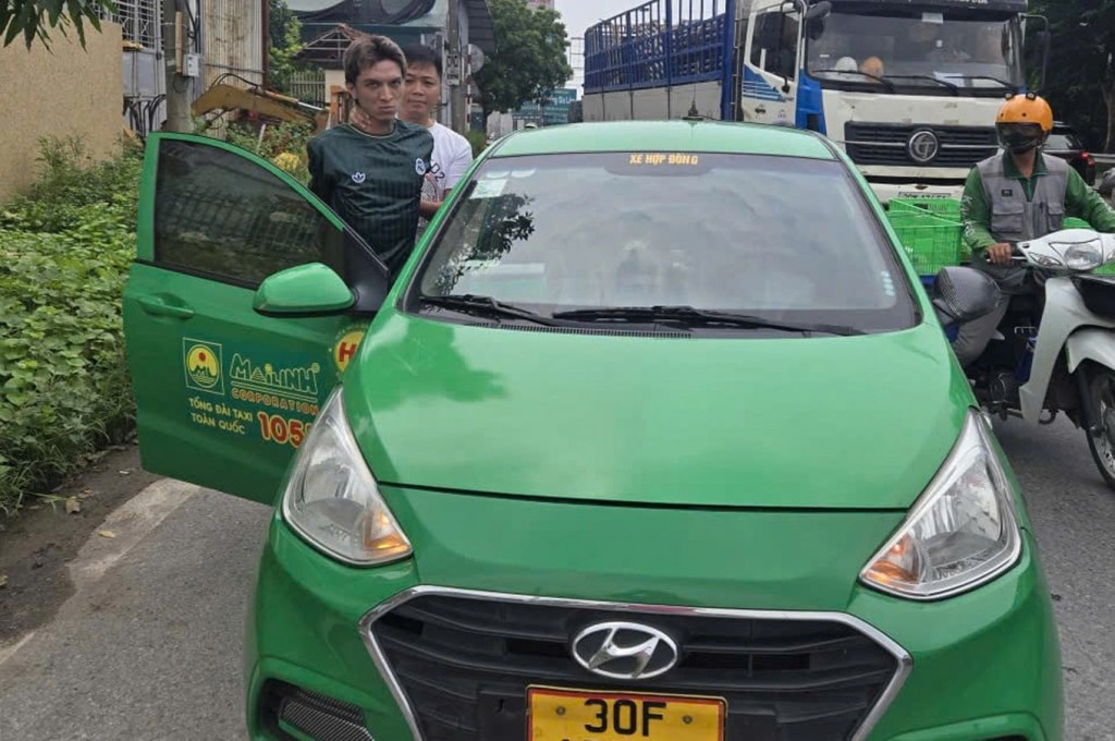 Rapper Bình Gold khai nhận cướp taxi để về Quảng Ninh chơi với bạn