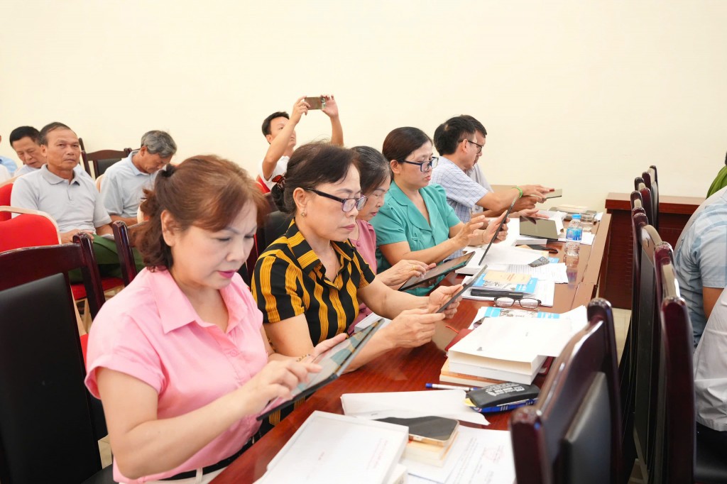 Từng bước xây dựng thành công mô hình “Chi bộ số”