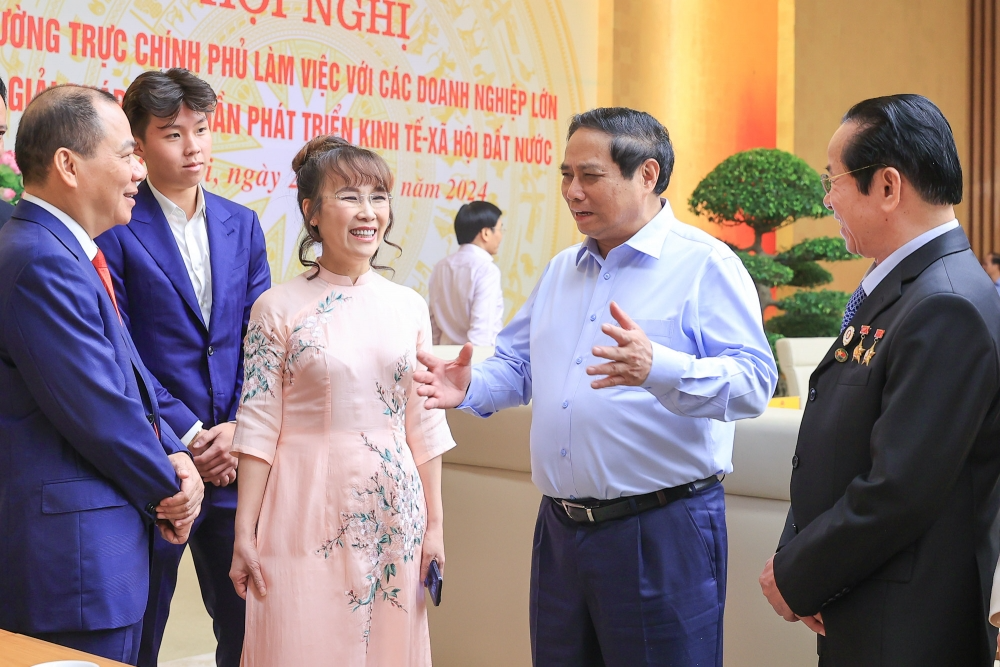 Thủ tướng Phạm Minh Chính nhấn mạnh, đất nước đang có khí thế phát triển mới rất rõ, các doanh nghiệp tư nhân có tầm nhìn và sứ mệnh đóng góp cho phát triển đất nước, tiếp tục tiên phong đổi mới sáng tạo, triển khai các đột phá chiến lược