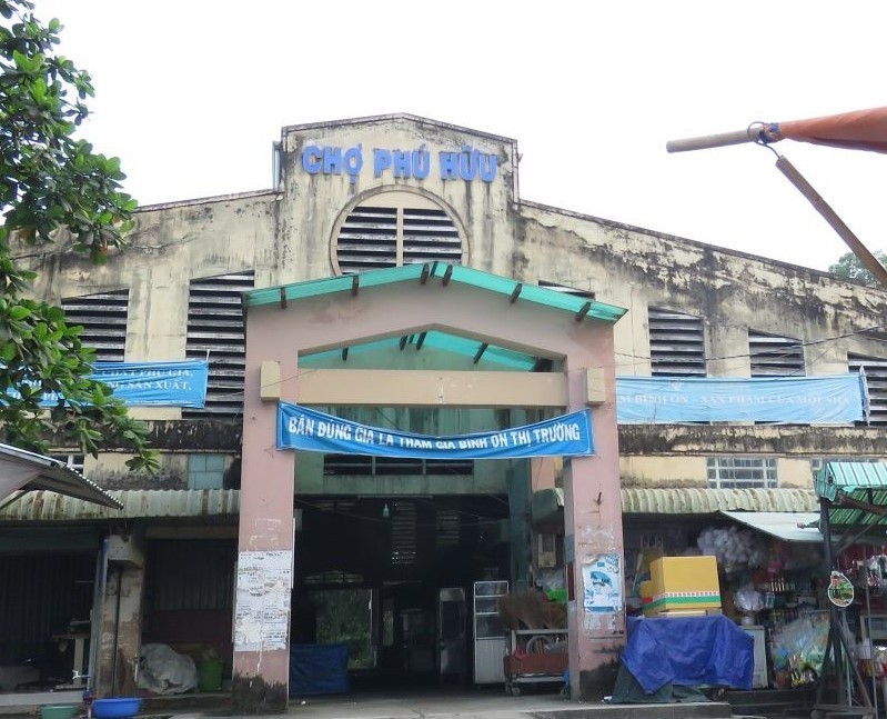 chợ Phú Hữu 