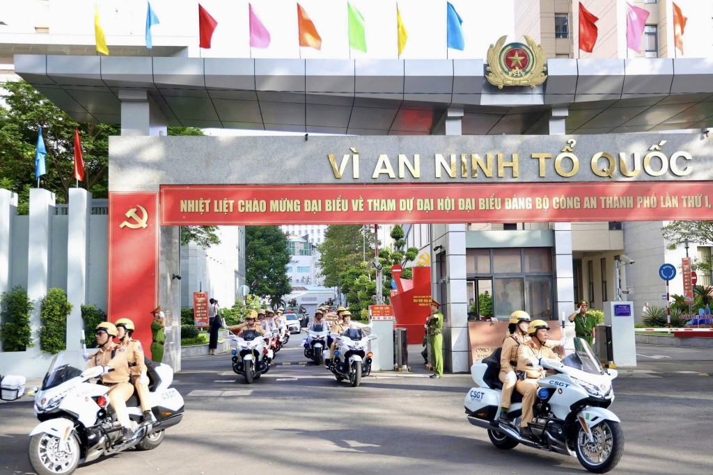 Công an TP Hồ Chí Minh phát lệnh ra quân trấn áp tội phạm
