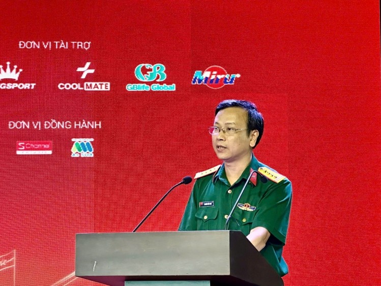 “Dưới cờ vinh quang” - Bản trường ca về lòng yêu nước