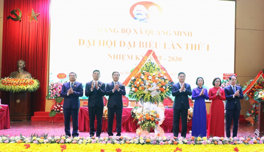 Dấu ấn chuyển đổi số tại Đại hội Đảng bộ xã Quang Minh