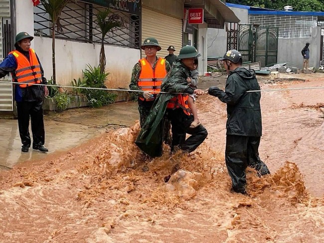 Khẩn trương khắc phục hậu quả mưa lũ tại tỉnh Điện Biên