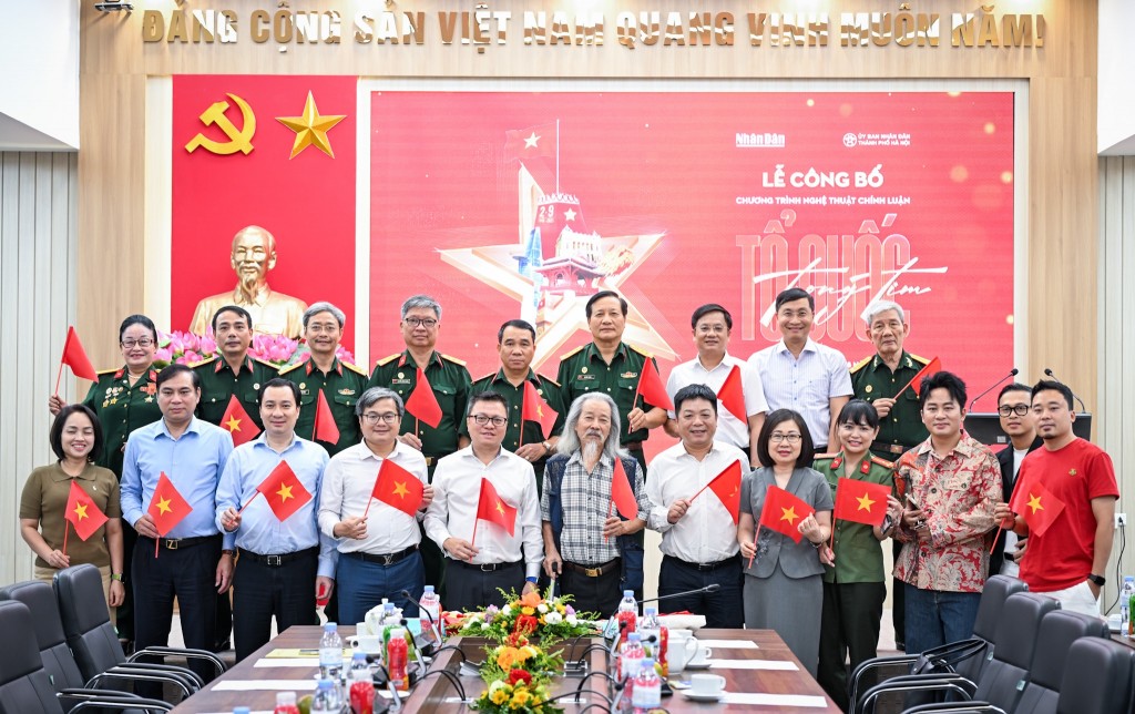 “Tổ quốc trong tim” - bản giao hưởng của lòng yêu nước