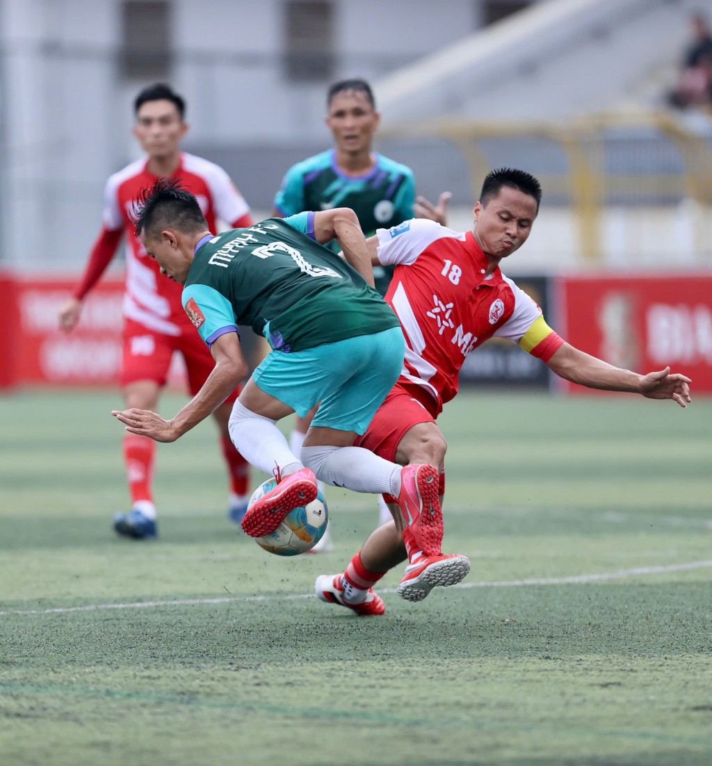 Thiên Khôi FC vượt nắng, thắng mưa tiến vào trận chung kết