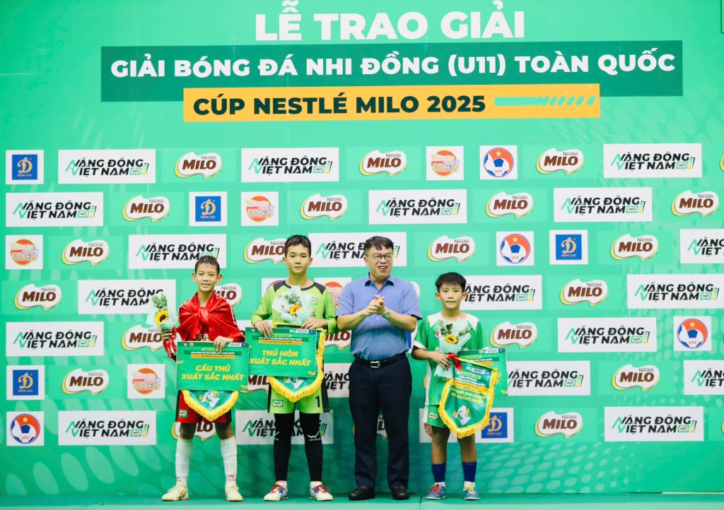 U11 Hưng Yên lần đầu đăng quang Giải bóng đá Nhi đồng Toàn quốc
