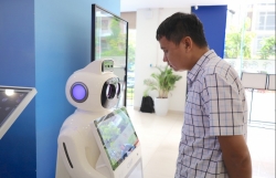 Đột phá với Robot AI và tiện ích miễn phí