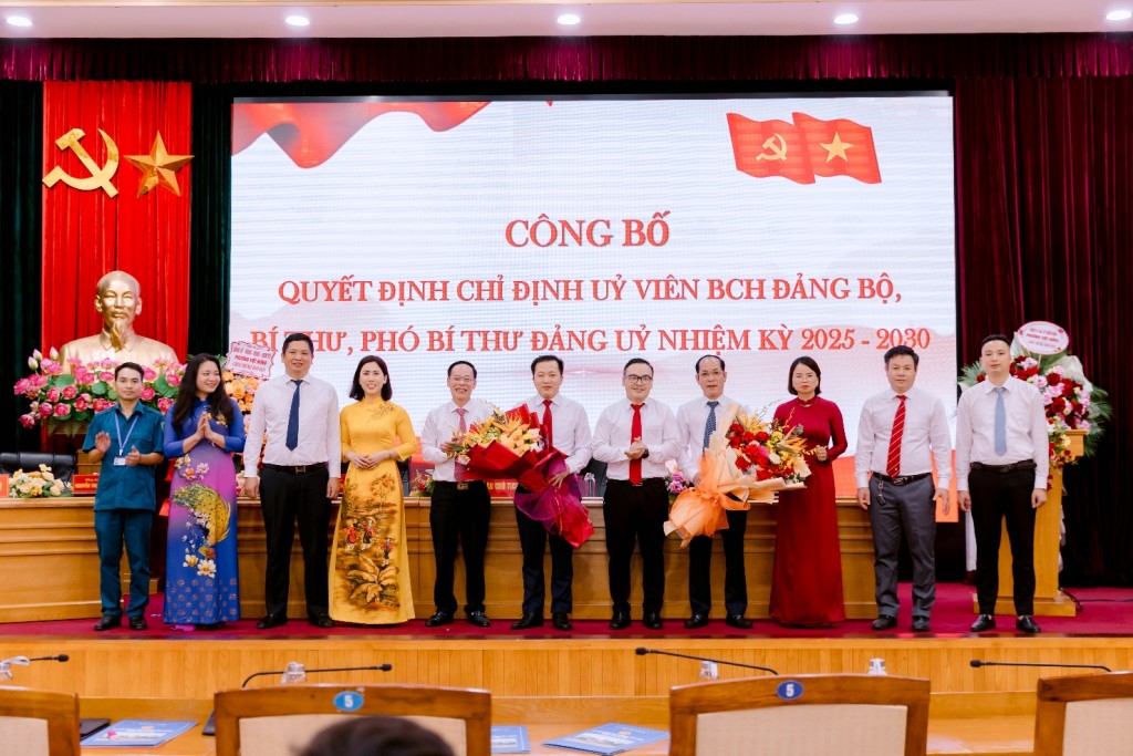 Đại hội Đảng bộ UBND phường Việt Hưng lần thứ nhất, nhiệm kỳ 2025 - 2030