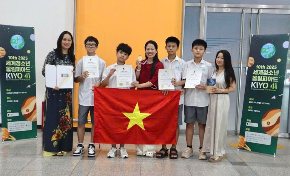 Học sinh Giảng Võ 2 chung tay xây dựng Hà Nội không khói bụi