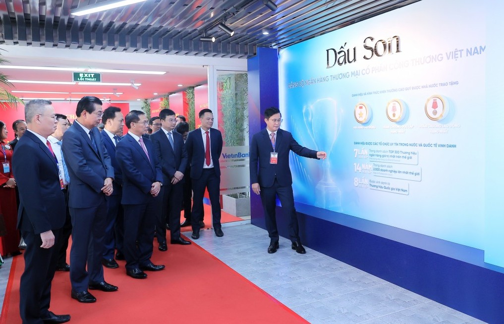 Phấn đấu đưa VietinBank thuộc nhóm ngân hàng mạnh nhất khu vực châu Á-Thái Bình Dương