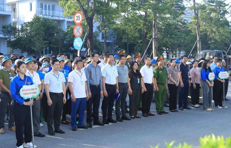 Thi đua bảo vệ môi trường gắn với quản lý đô thị