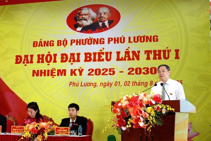 Ủy viên Ban Thường vụ Thành ủy, Phó Chủ tịch Thường trực UBND Thành phố Lê Hồng Sơn phát biểu chỉ đạo đại hội Đại hội