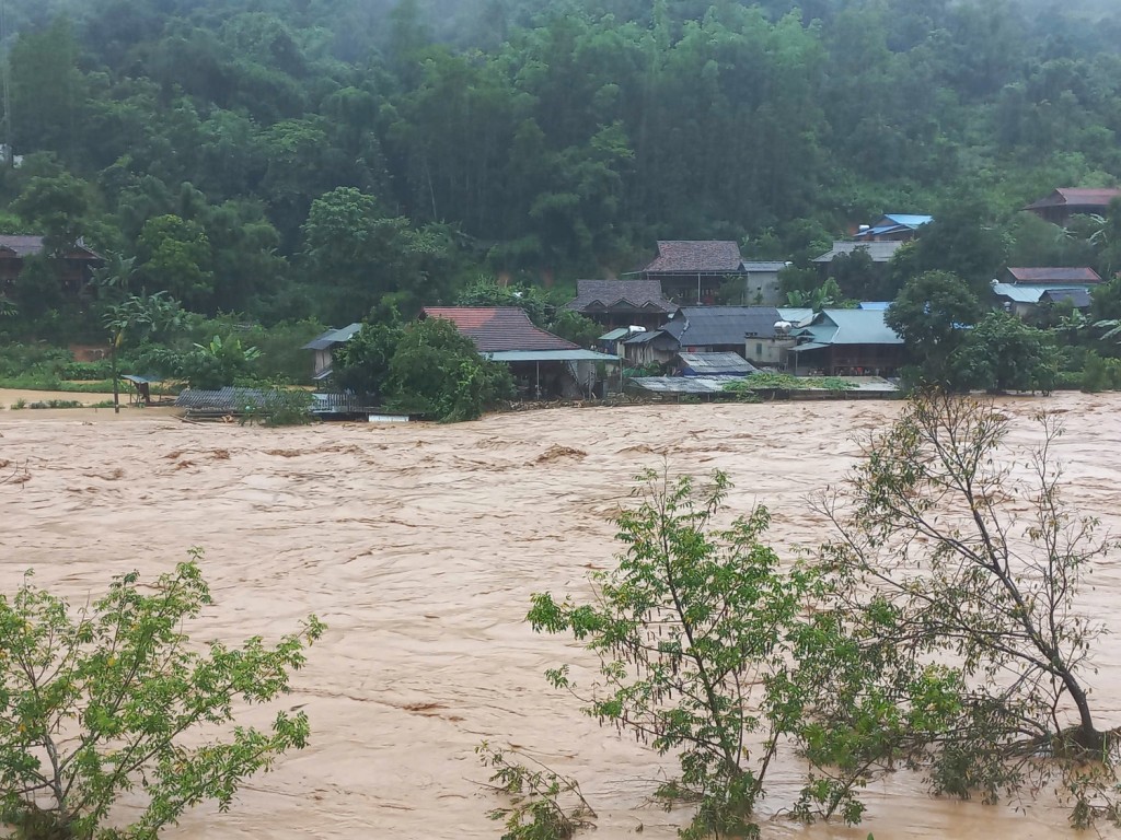 Mưa lũ trên địa bàn xã Na Son
