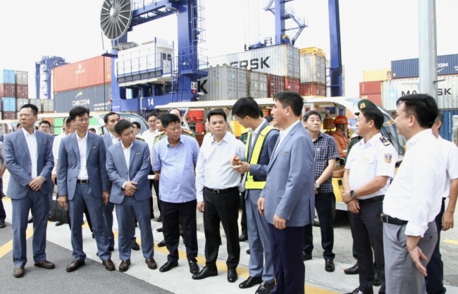 Xây dựng cảng container quốc tế thông minh đầu tiên tại Việt Nam
