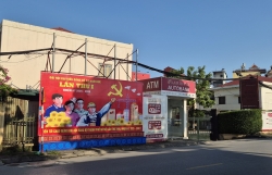 Xã Hoài Đức rực rỡ khẩu hiệu chào mừng Đại hội Đảng các cấp