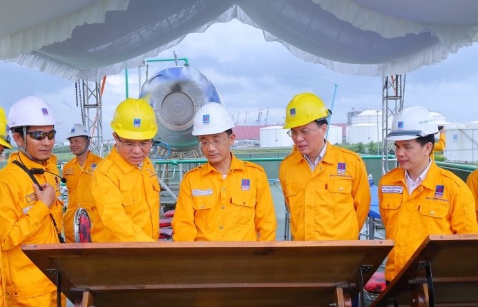 “Một đội ngũ - Một mục tiêu”: Sức mạnh đoàn kết trong lãnh đạo toàn diện của Đảng bộ Petrovietnam