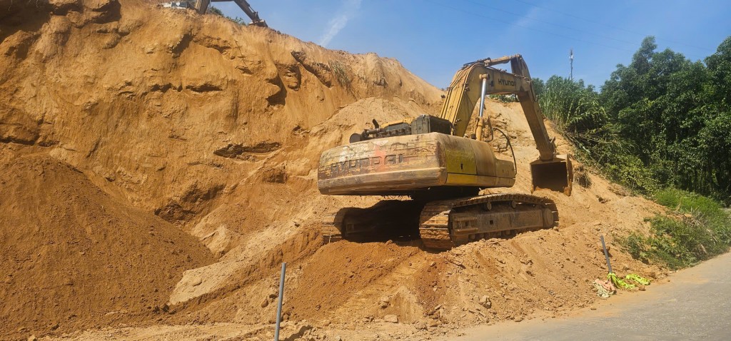 Người dân khốn khổ với đại công trường Liên kết vùng miền Trung