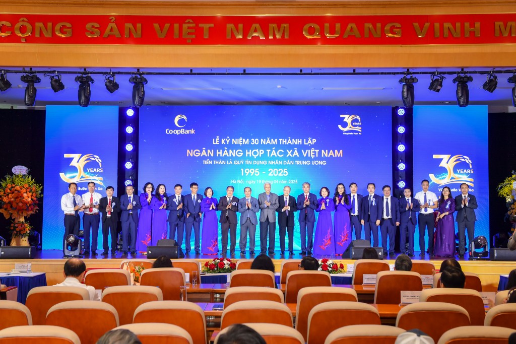 Co-opBank - 30 năm bền bỉ vì sự phát triển của hệ thống QTDND