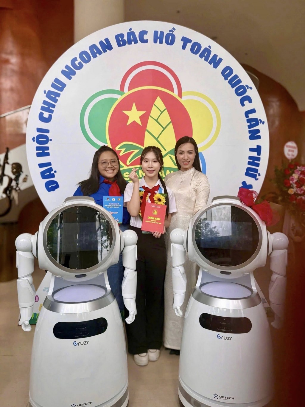 Đạo diễn Hoàng Trúc hạnh phúc khi đồng hành “Nhà thiết kế tương lai”