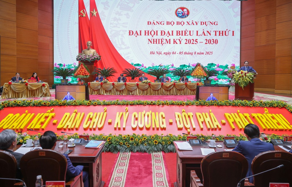 Thủ tướng Phạm Minh Chính gợi mở một số vấn đề trọng tâm để Đại hội tiếp tục tập trung thảo luận, nghiên cứu - Ảnh: VGP/Nhật Bắc