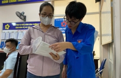 Phường Phú Diễn: Cầu nối số từ những bạn trẻ áo xanh