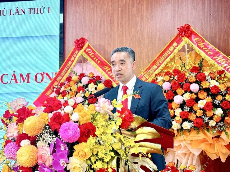 Đồng chí Nguyễn Duy Lưu - Phó Bí thư Đảng ủy xã Nam Phù trình bày Báo cáo chính trị 