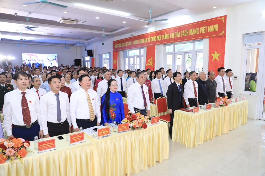 Các đại biểu tham dự Đại hội Đảng bộ phường Kiến Hưng lần thứ nhất, nhiệm kỳ 2025-2030