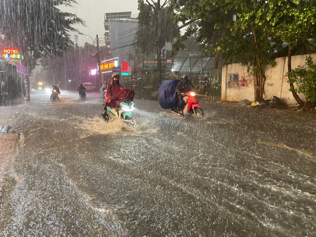 Đường Gò Dưa, phường Tam Bình 